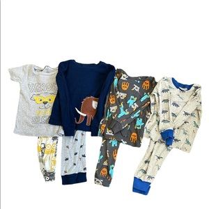 Boys 4T - bundled 4 Matching PJ sets Used in good conditions.